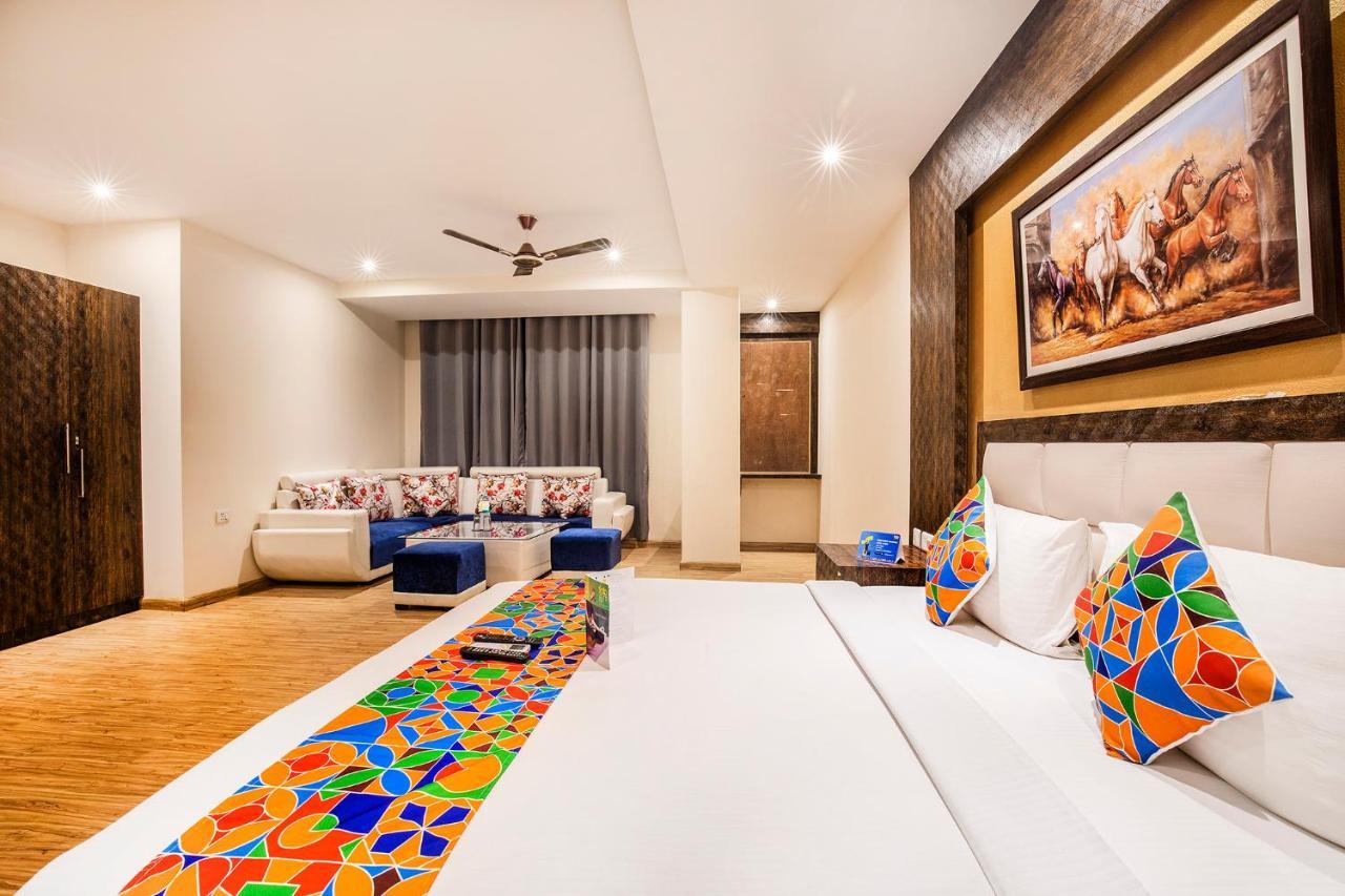 Fabhotel Shoba Estate Delhi Airport نيودلهي المظهر الخارجي الصورة